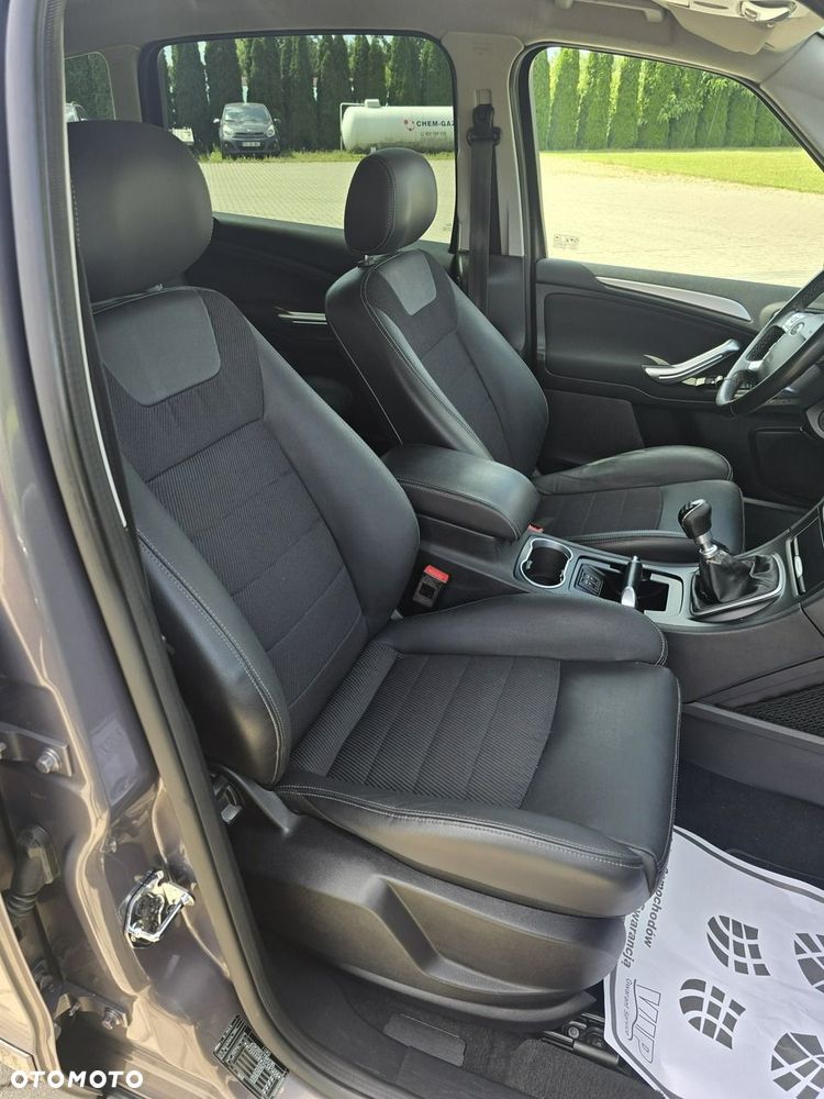 Ford S-Max - 25