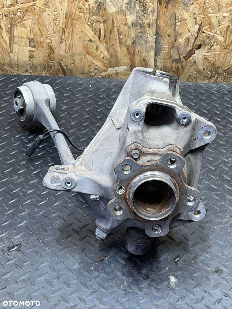 zwrotnica przednia przód strona lewa bmw x3 g01 6882597