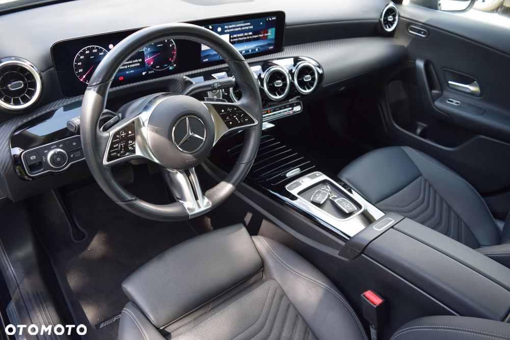 Mercedes-Benz CLA 200 mHEV AMG Line 7G-DCT - 15
