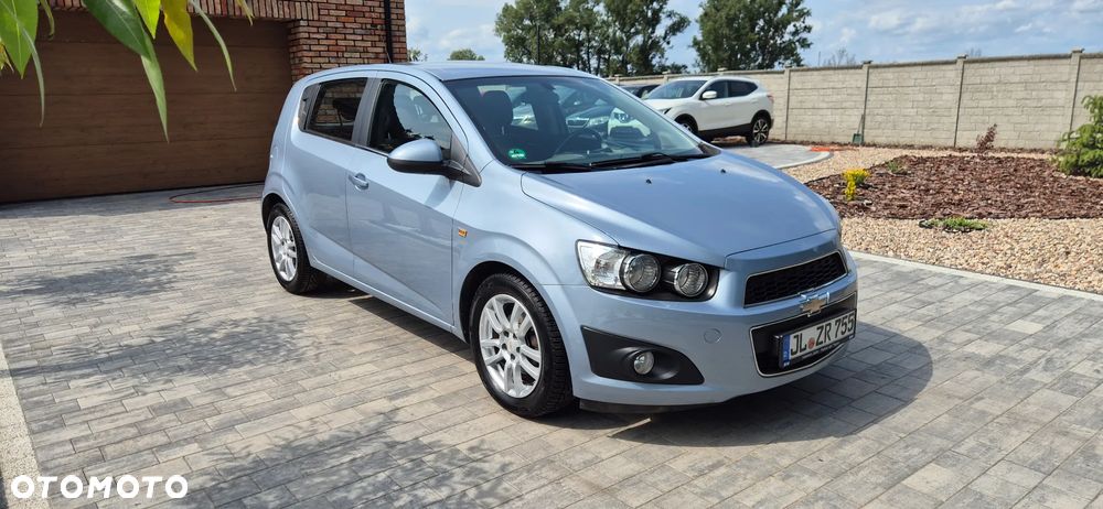 Chevrolet Aveo 1.6 LTZ - 2