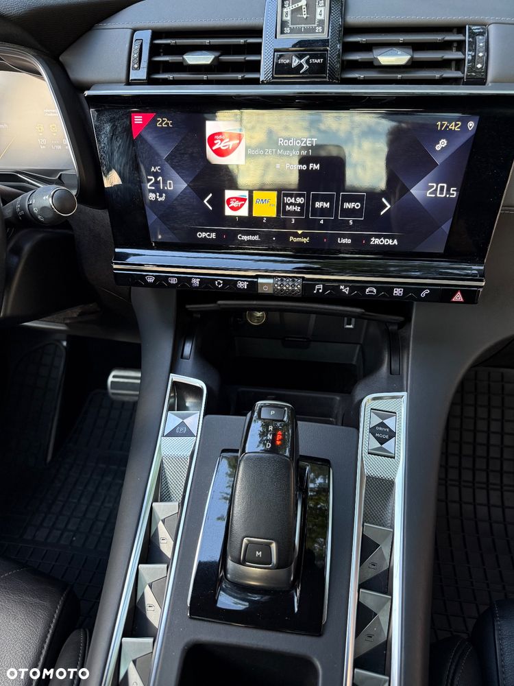 DS Automobiles DS 7 Crossback - 26