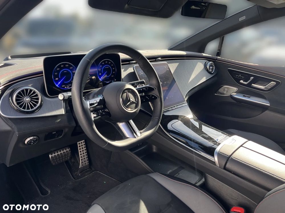 Mercedes-Benz EQE - 10