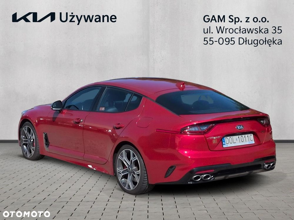 Kia Stinger - 3