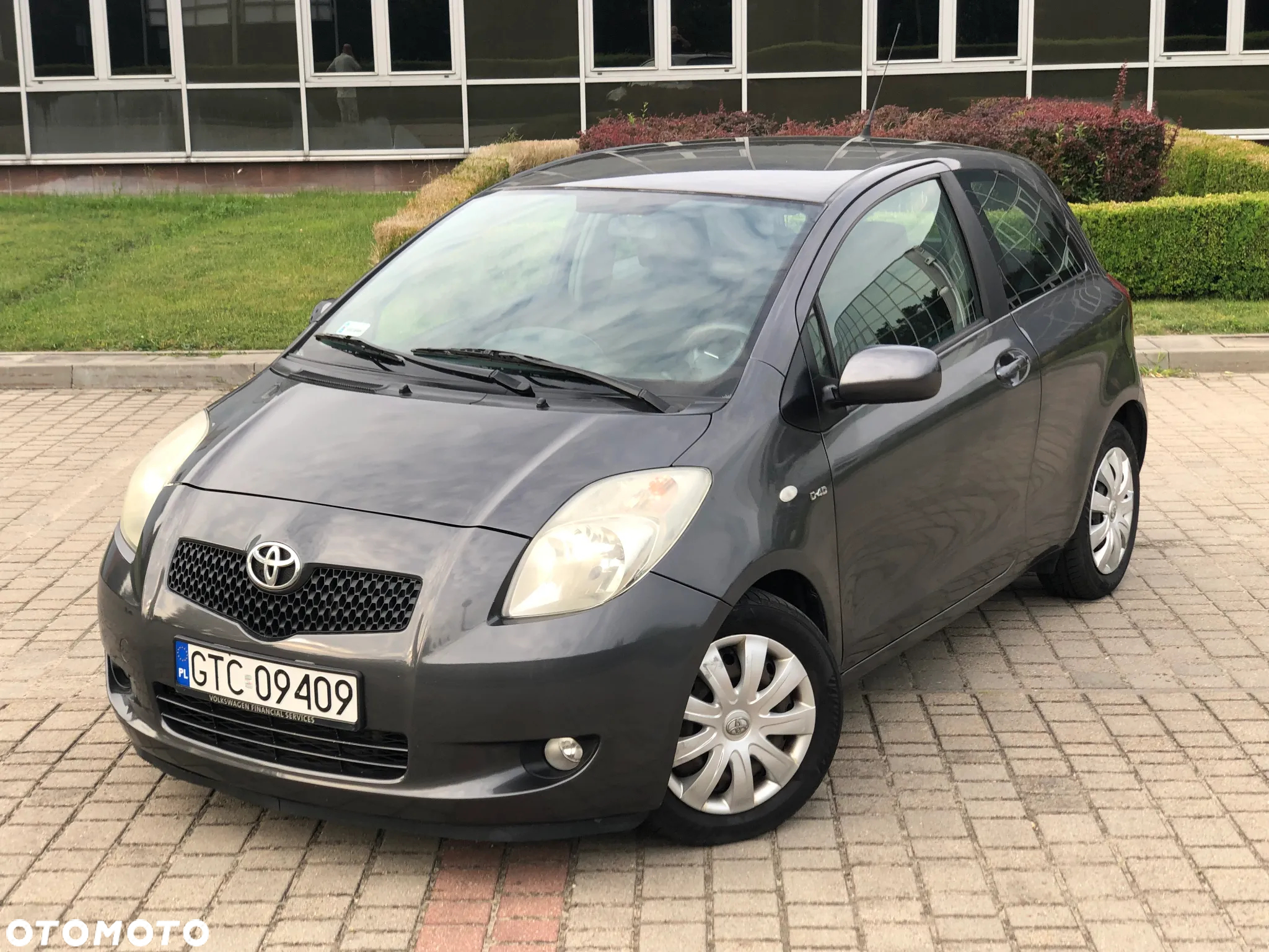 Toyota Yaris - 3