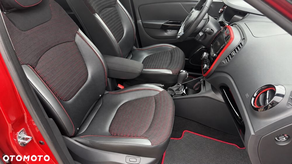 Renault Captur 1.2 TCe Helly Hansen EDC - 12