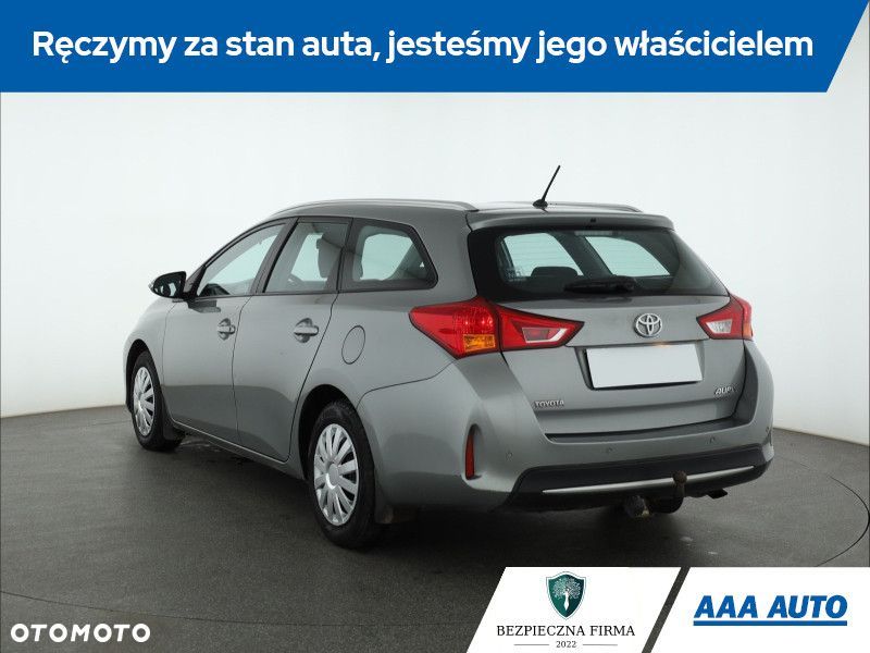 Toyota Auris - 5