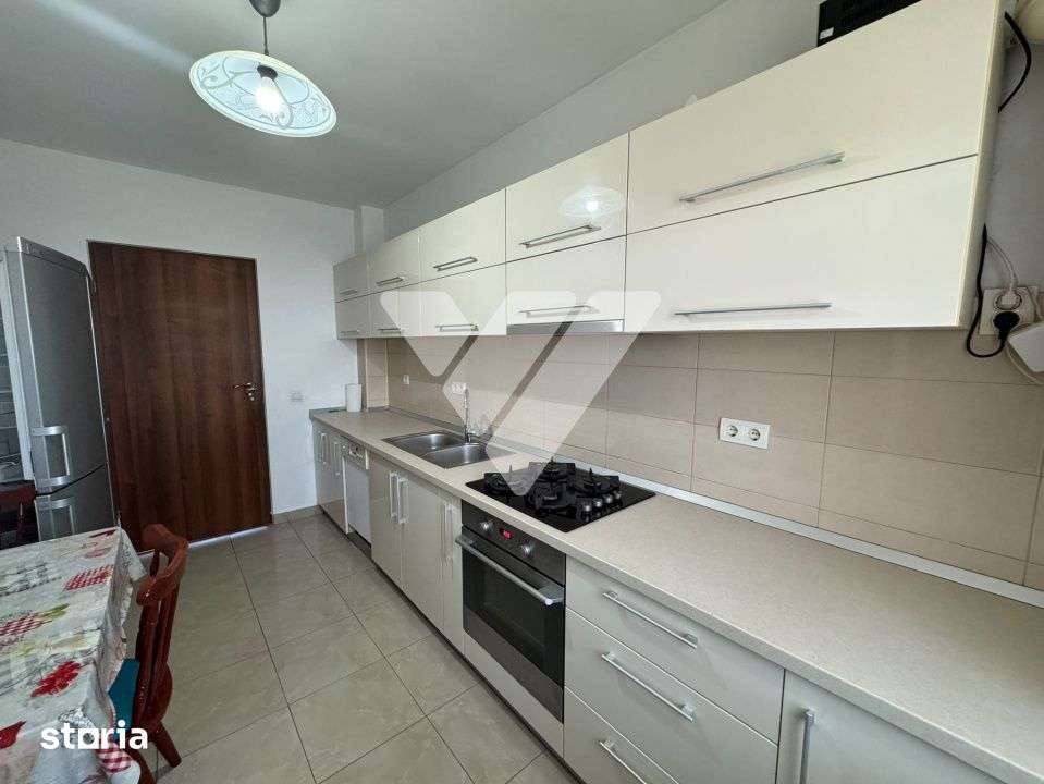 Super pret - Apartament 3 camere 67 mp mobilat etaj 2 - Selimbar Sibiu — fotografia 3