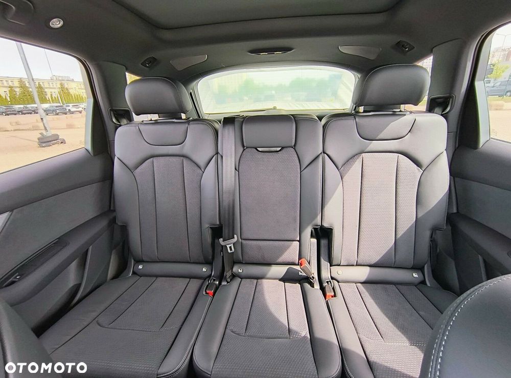 Audi Q7 - 36