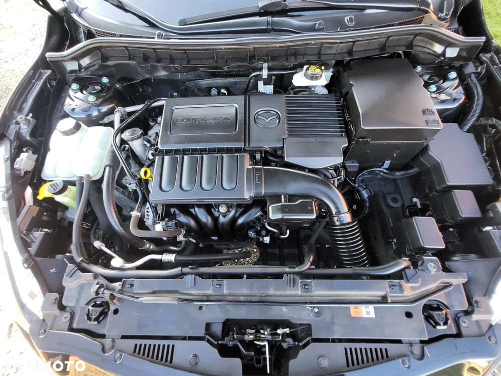 Mazda 3 1.6 Exclusive + - 29