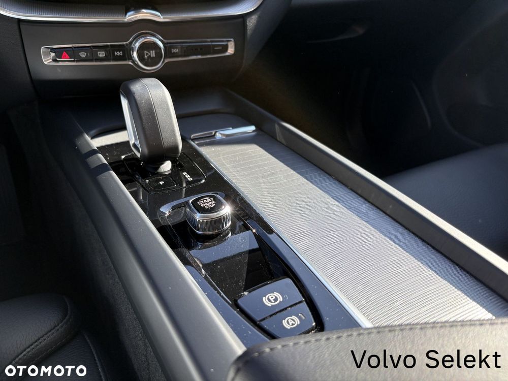 Volvo XC 60 - 16