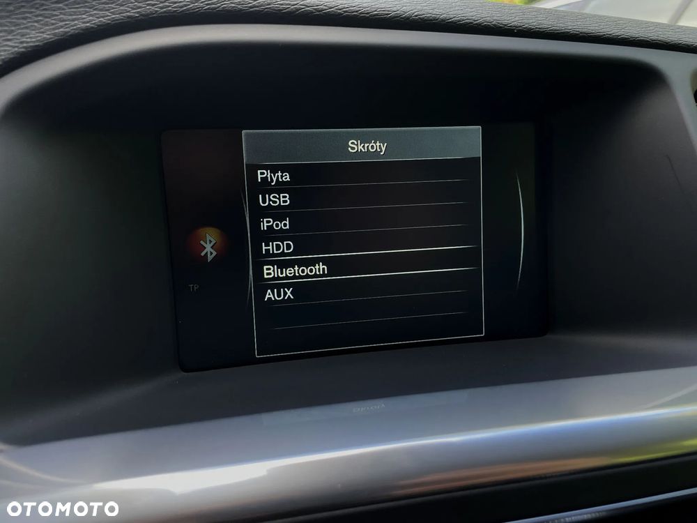 Volvo V60 D2 Momentum - 28