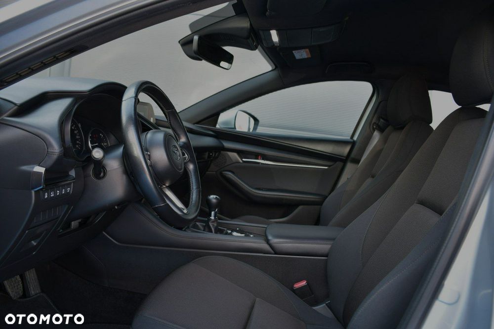 Mazda 3 2.0 mHEV Hikari - 13