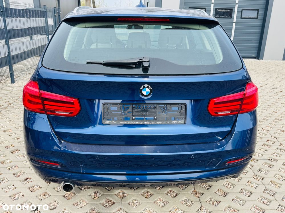 BMW Seria 3 318d Sport Line - 6