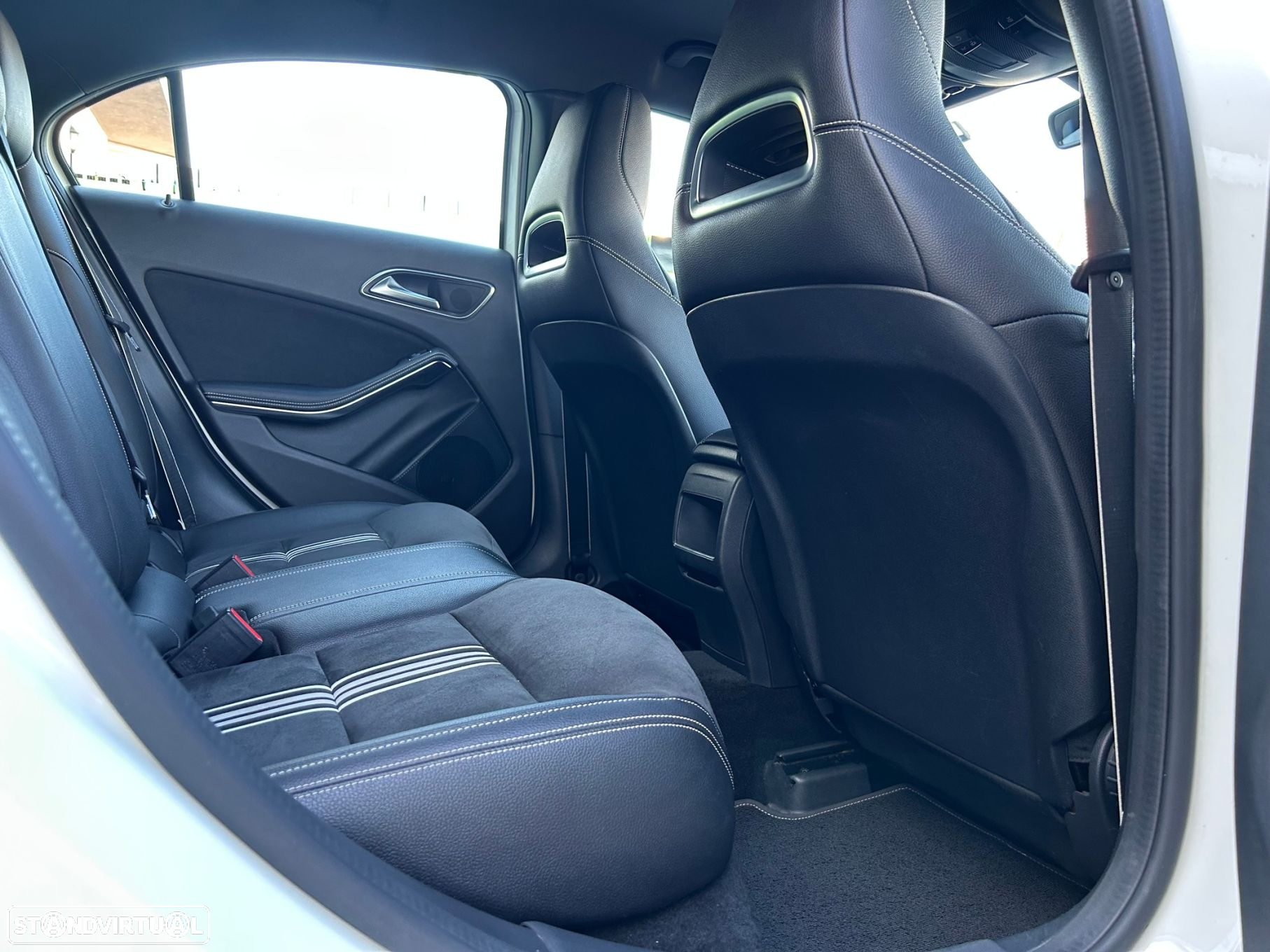 Mercedes-Benz A 180 d AMG Line Aut. - 34
