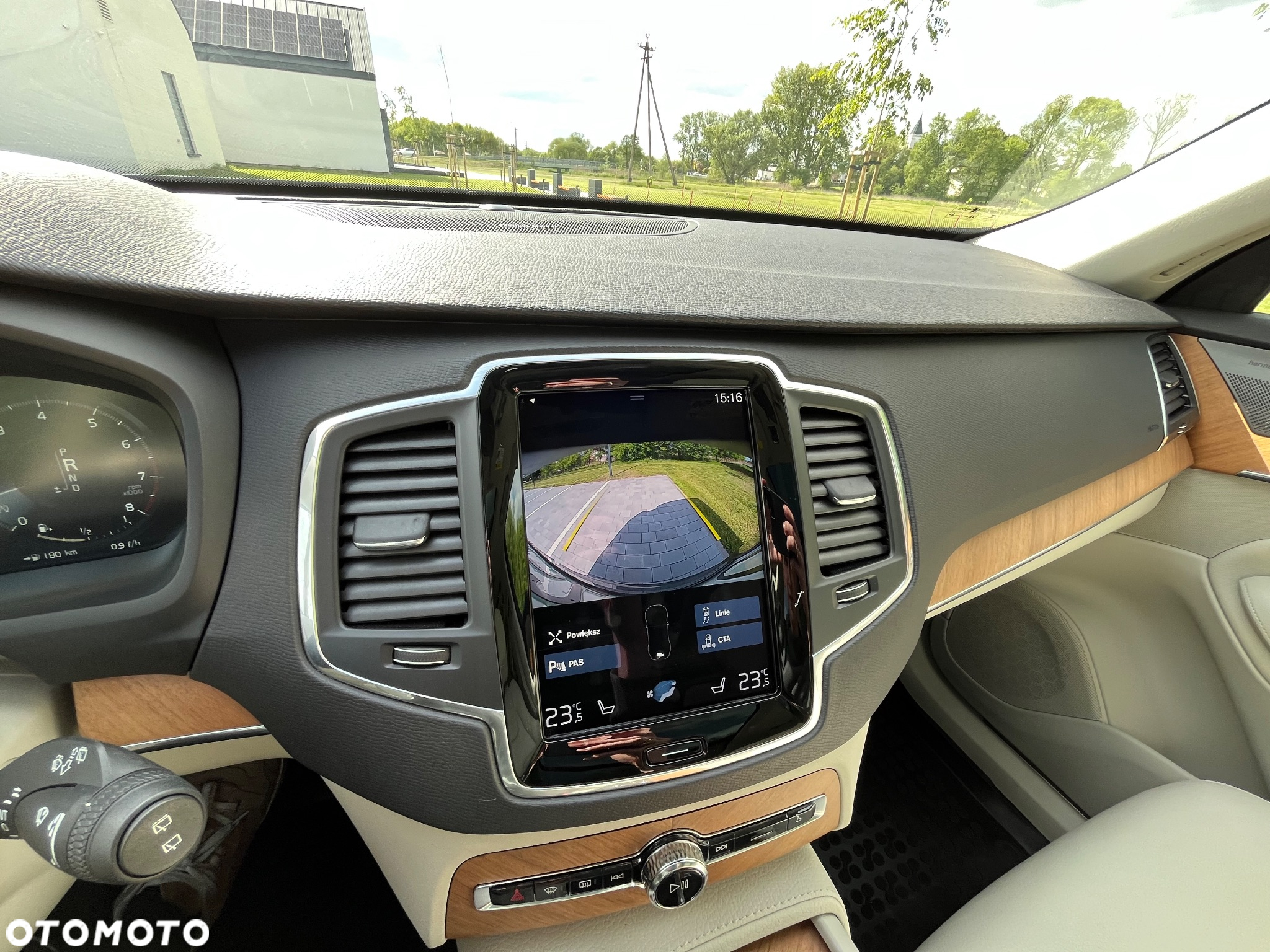 Volvo XC 90 T6 AWD Geartronic Momentum Pro - 27