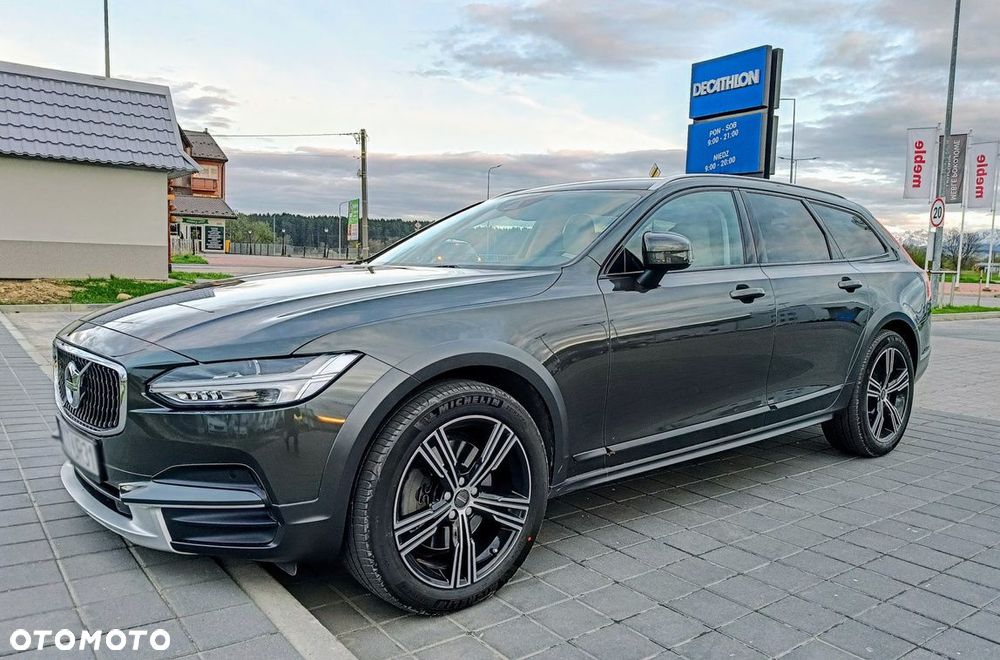 4x Felgi 19 m.in. do VOLVO S40 S60 S80 II S90 V40 V60 Cross Country V90 XC60 XC90 - FE184 - 4