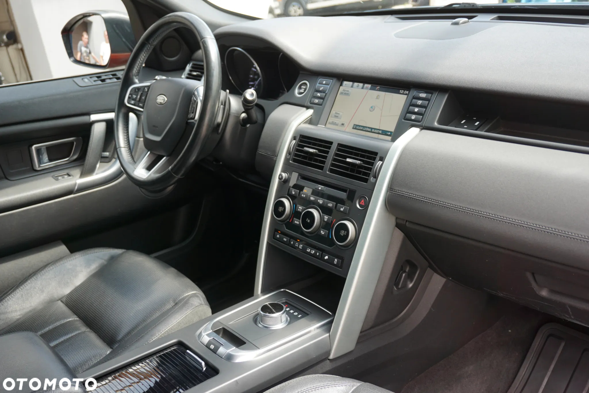 Land Rover Discovery Sport 2.0 TD4 HSE Luxury - 22