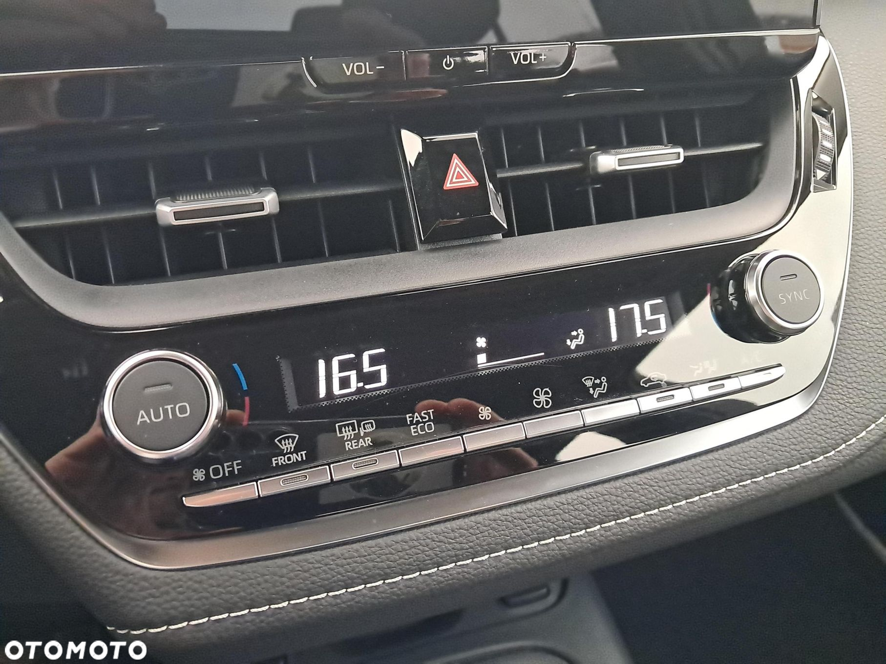Toyota Corolla 1.8 Hybrid Comfort - 20