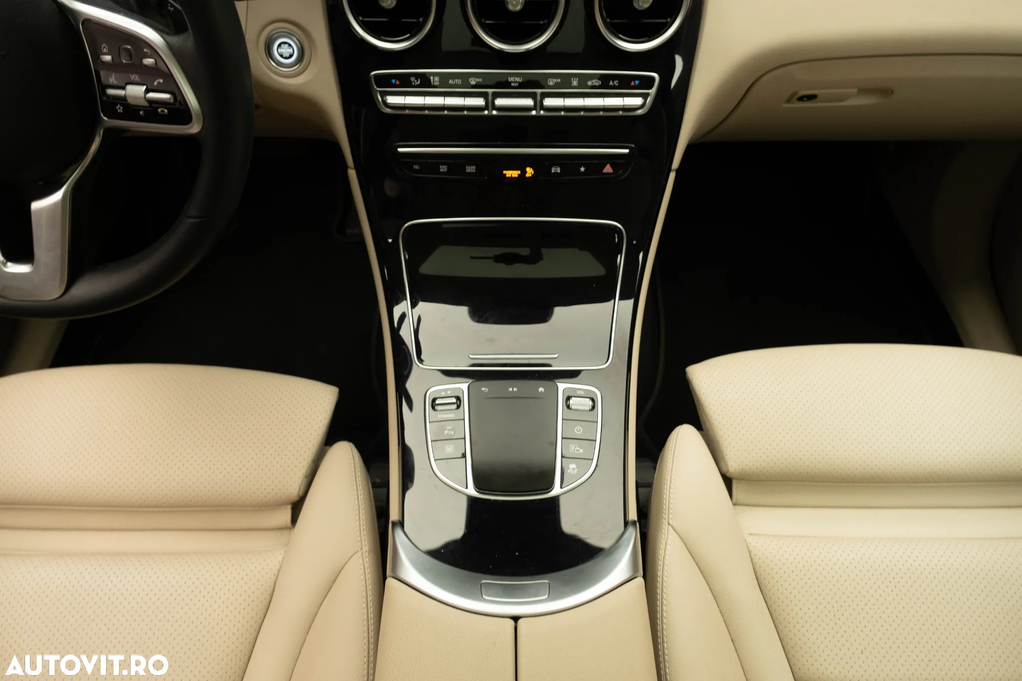 Mercedes-Benz GLC 300 e 4Matic 9G-TRONIC Exclusive - 13