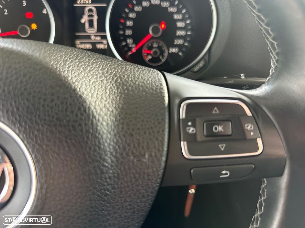 VW Golf 1.6 TDi Style - 14