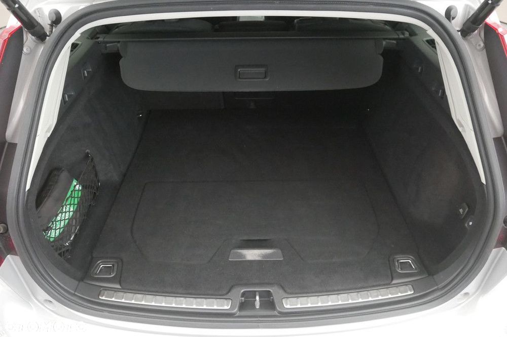 Volvo V60 - 16