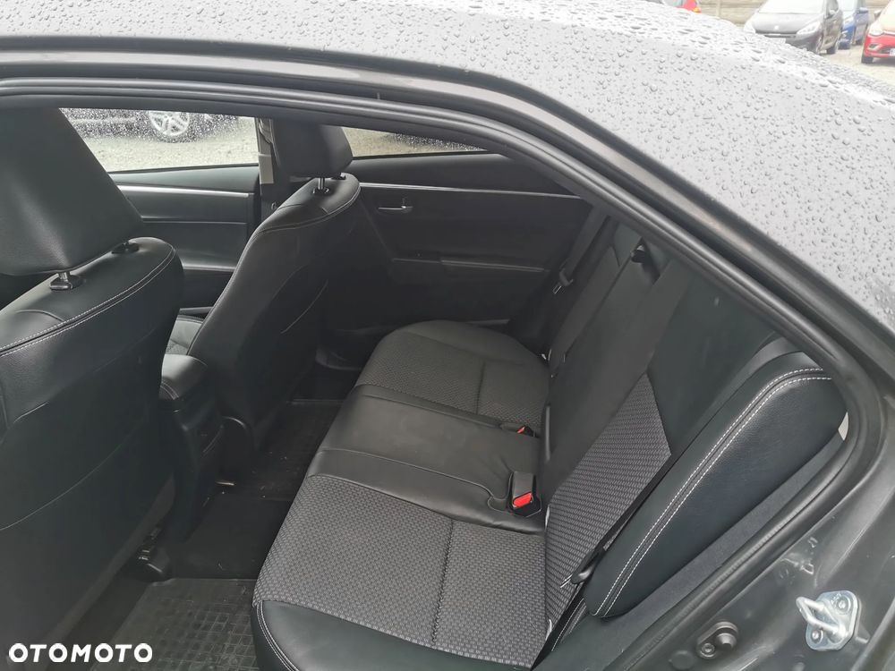 Toyota Corolla 1.6 Executive MS - 14