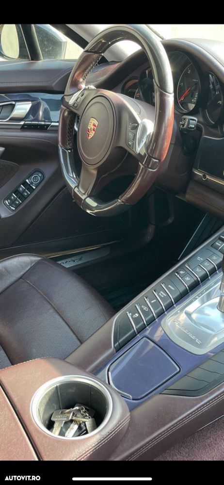 Porsche Panamera - 9