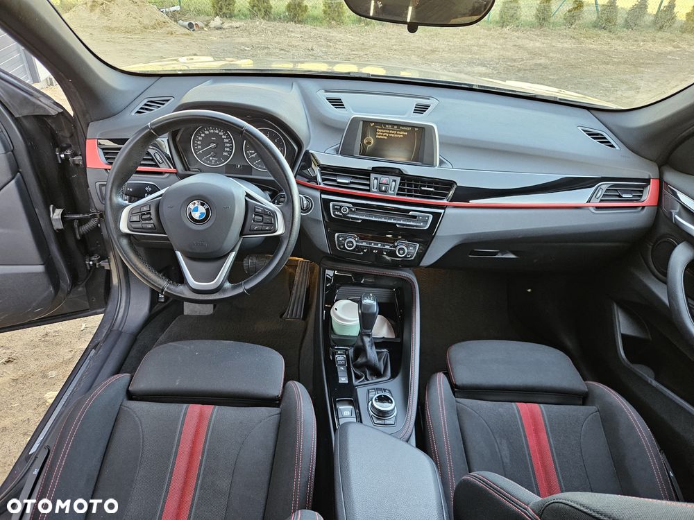 BMW X1 sDrive18d xLine sport - 12