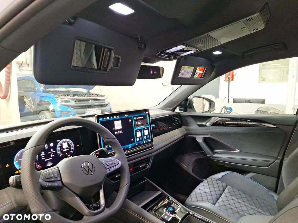 Volkswagen Tiguan 2.0 TDI R-Line Plus DSG - 23
