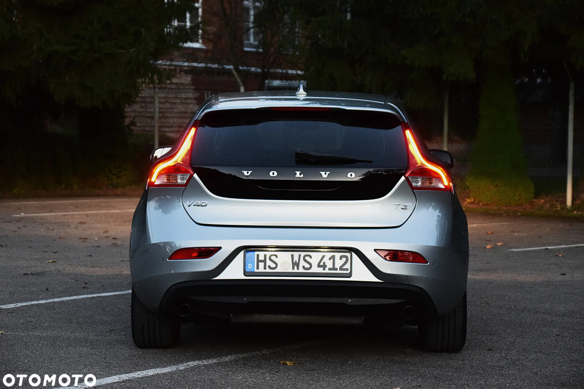 Volvo V40 T3 Momentum - 23