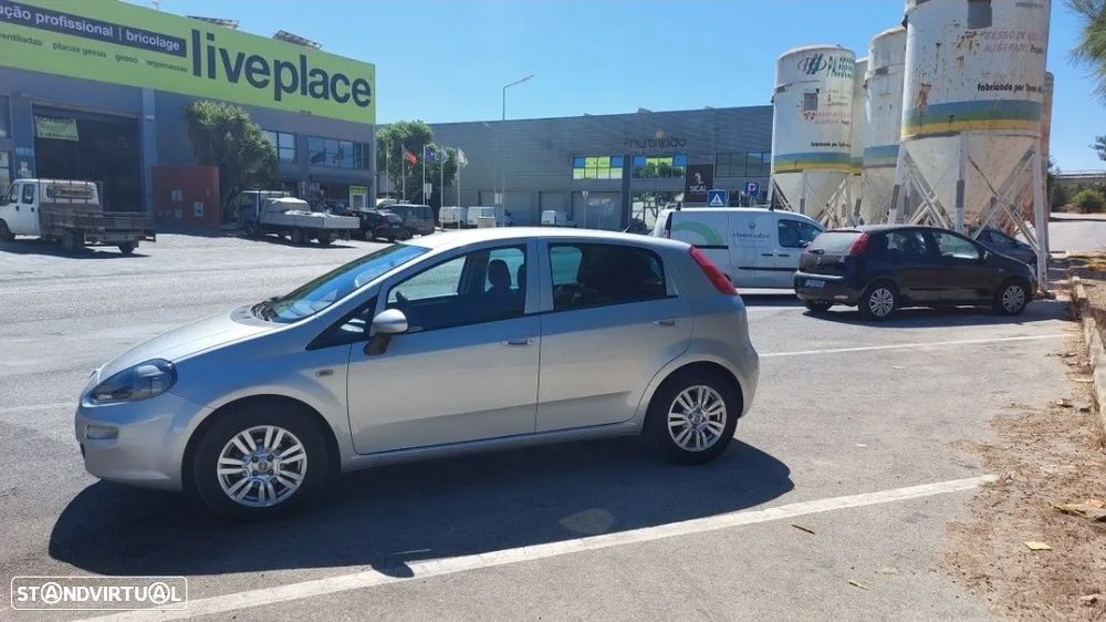 Fiat Punto 1.2 Lounge S&S - 3