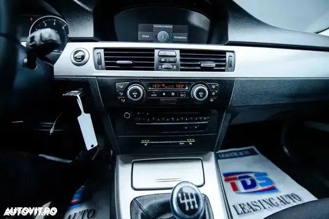 BMW Seria 3 320i Edition Sport - 22