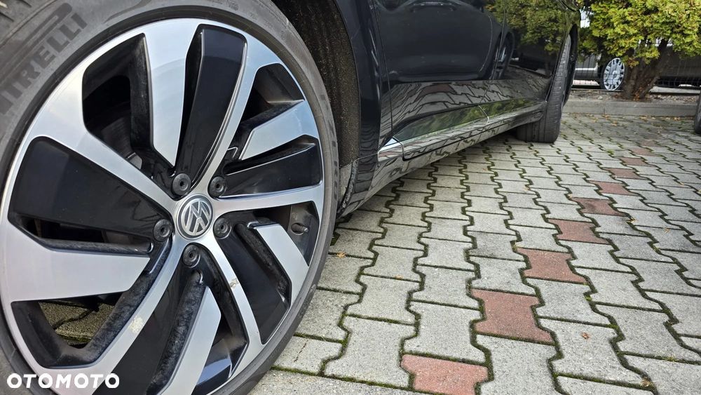 Volkswagen Arteon 2.0 TSI R-Line DSG - 18