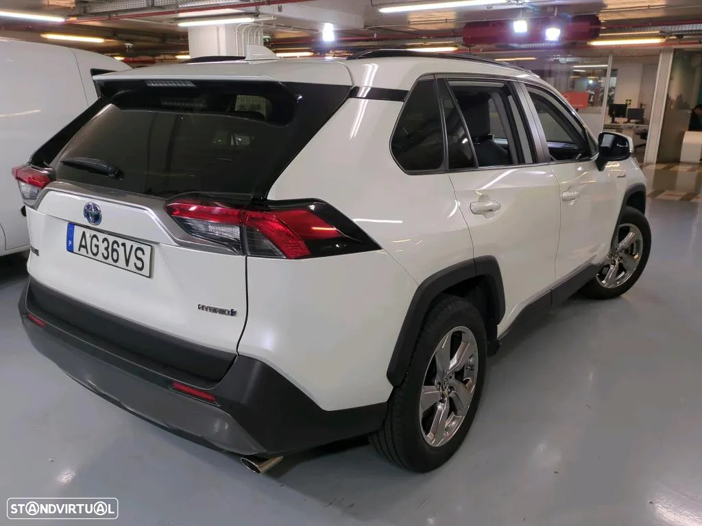 Toyota RAV4 2.5 HDF Comfort - 2