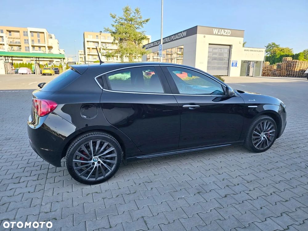Alfa Romeo Giulietta - 16