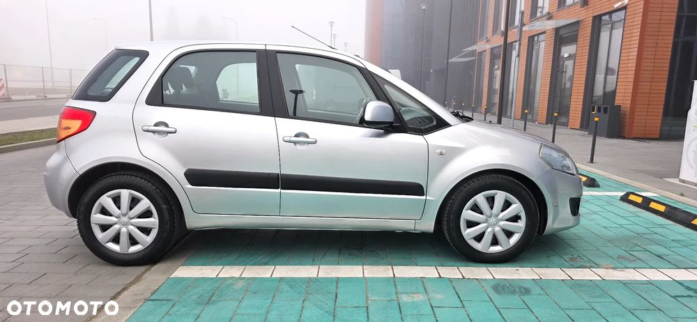 Suzuki SX4 1.6 GLX / Comfort - 5
