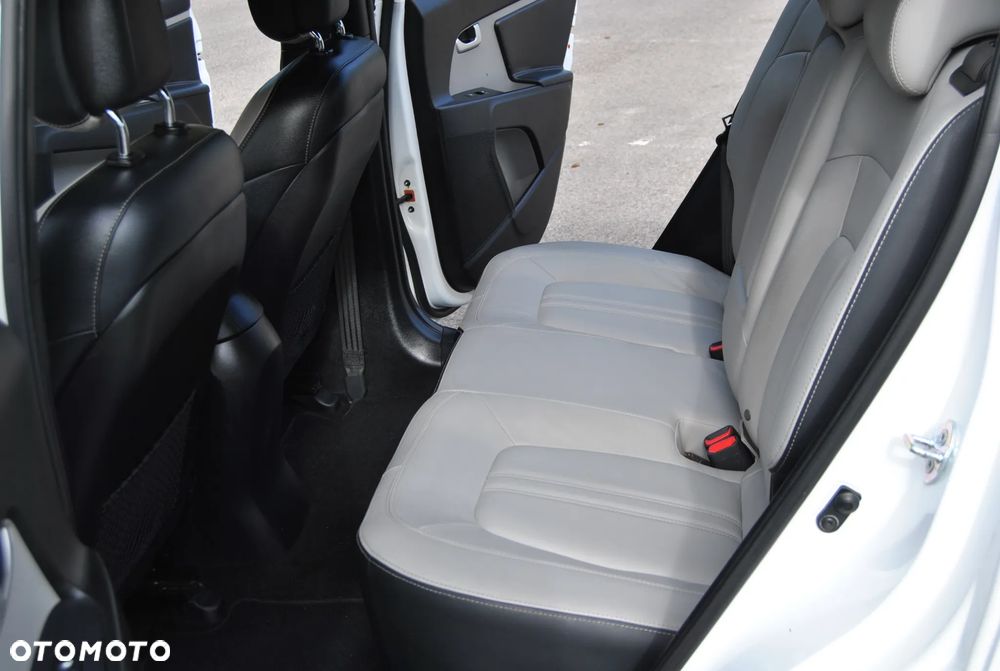 Kia Sportage - 23