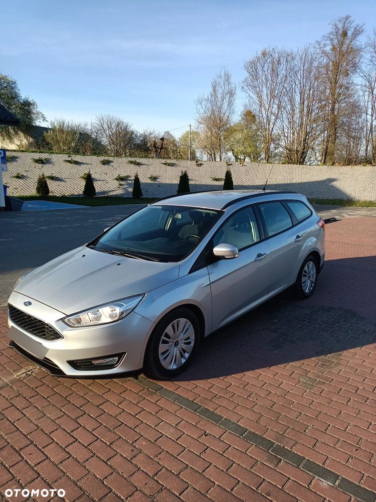 Ford Focus 1.5 EcoBlue Start-Stopp-System ACTIVE - 4