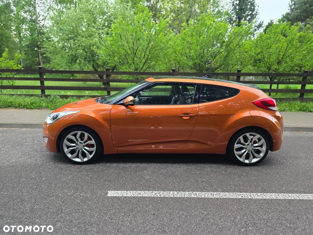 Hyundai Veloster 1.6 GDI Premium - 18