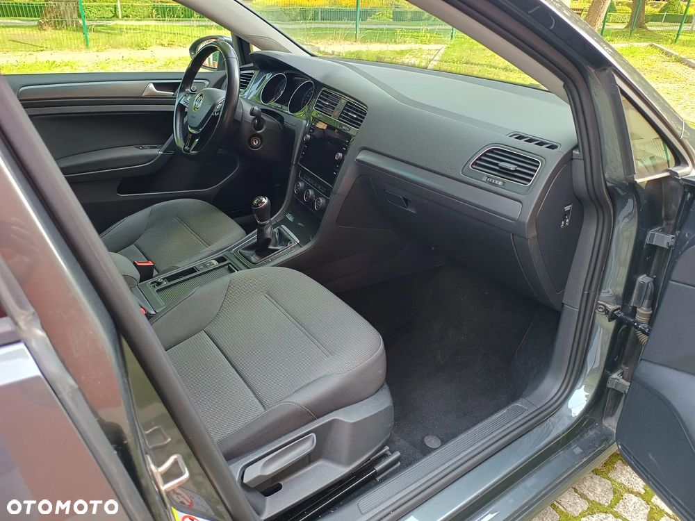 Volkswagen Golf 1.5 TSI BMT Comfortline - 7