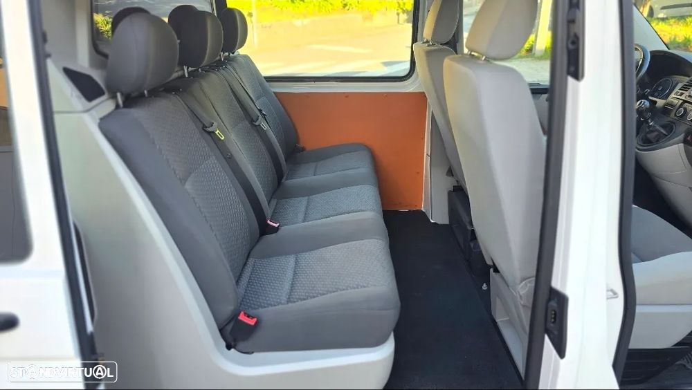 VW Transporter - 11