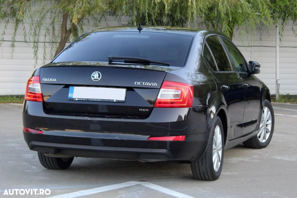 Skoda Octavia 2.0 TDI 4X4 ELEGANCE DSG - 9