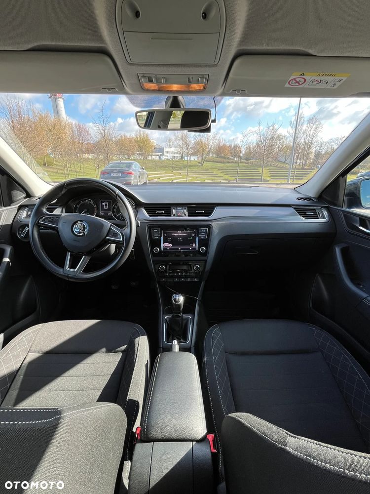 Skoda RAPID Spb 1.0 TSI Style - 11