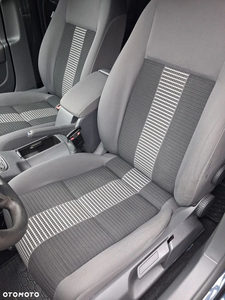 Volkswagen Golf 1.6 United - 12