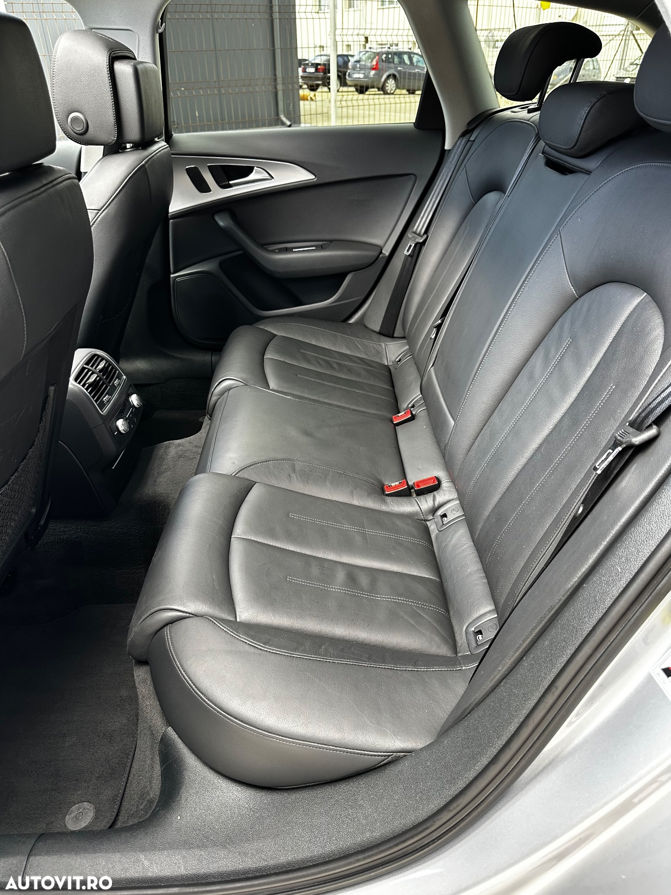 Audi A6 Avant 2.0 TDI quattro S tronic - 8