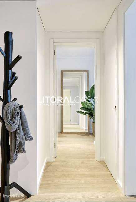 Excelente T4 | Praia da Barra | Novo com terraço - Grande imagem: 5/7