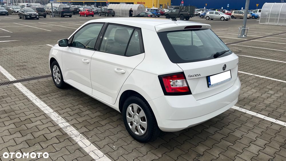 Skoda Fabia 1.2 TSI Active - 2