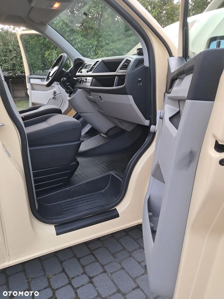 Volkswagen T- 6 Transporter - 21