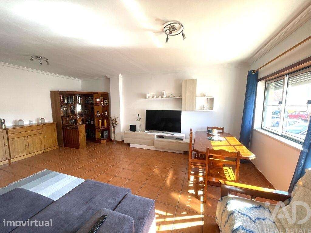 Apartamento T2 em Alpiarça - Grande imagem: 3/13