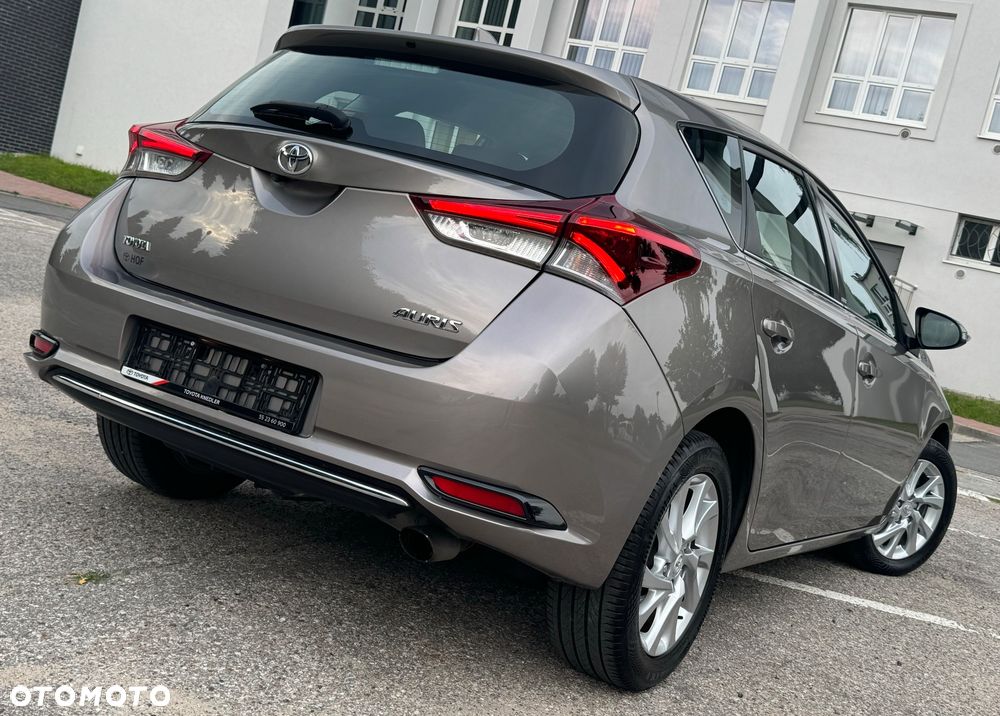 Toyota Auris 1.2 Turbo Edition-S - 3
